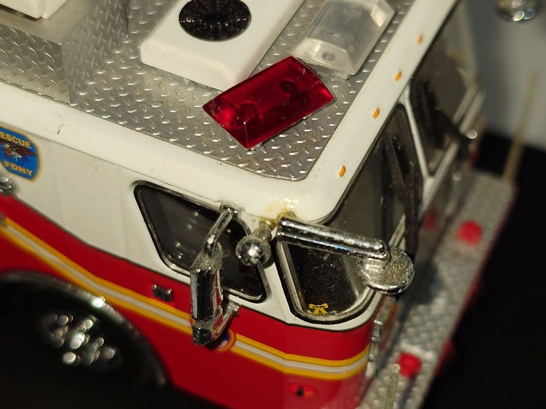 CODE3 Fire Department NY 1/64 ミニカー