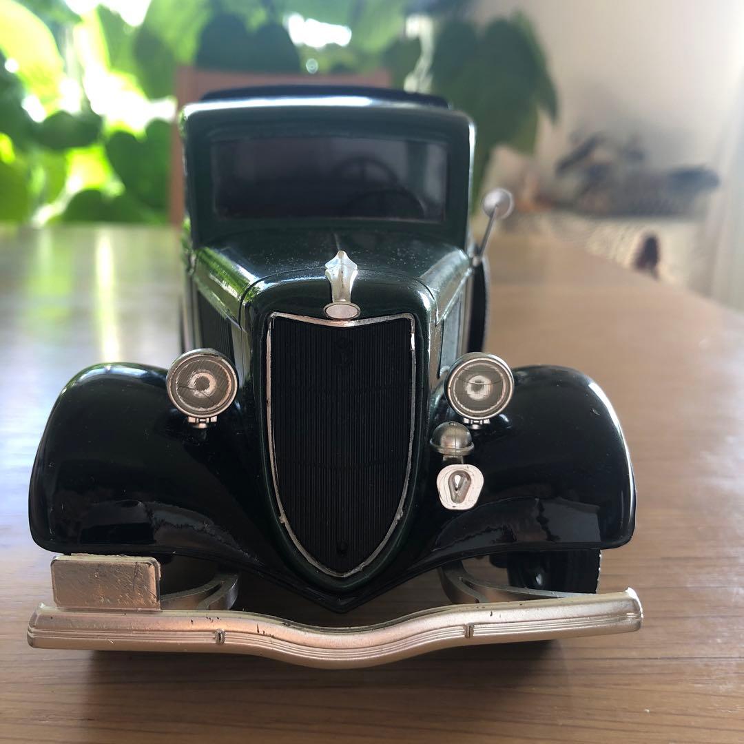 Coca-ColaのダイキャストメタルのモデルカーFord V8フランス製値下げ