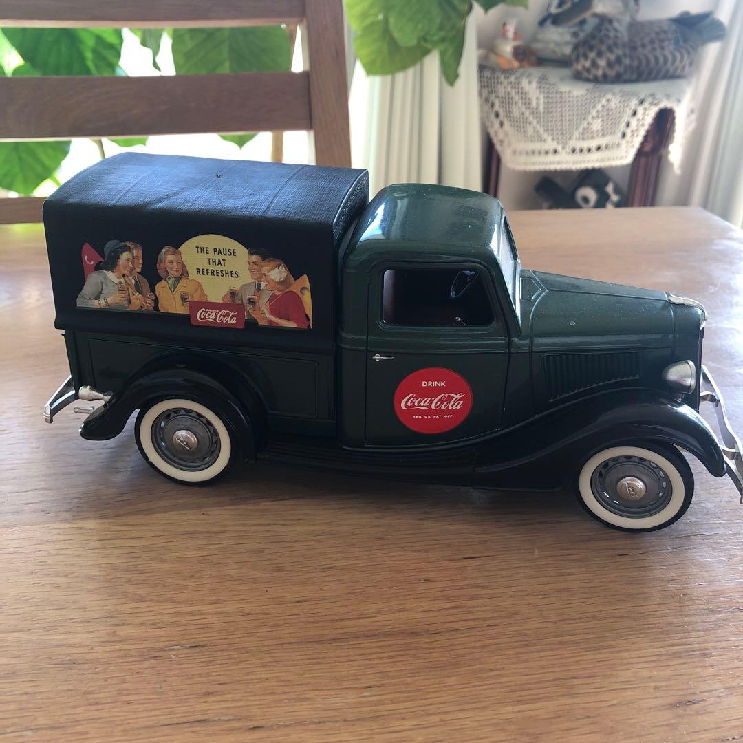 Coca-ColaのダイキャストメタルのモデルカーFord V8フランス製値下げ