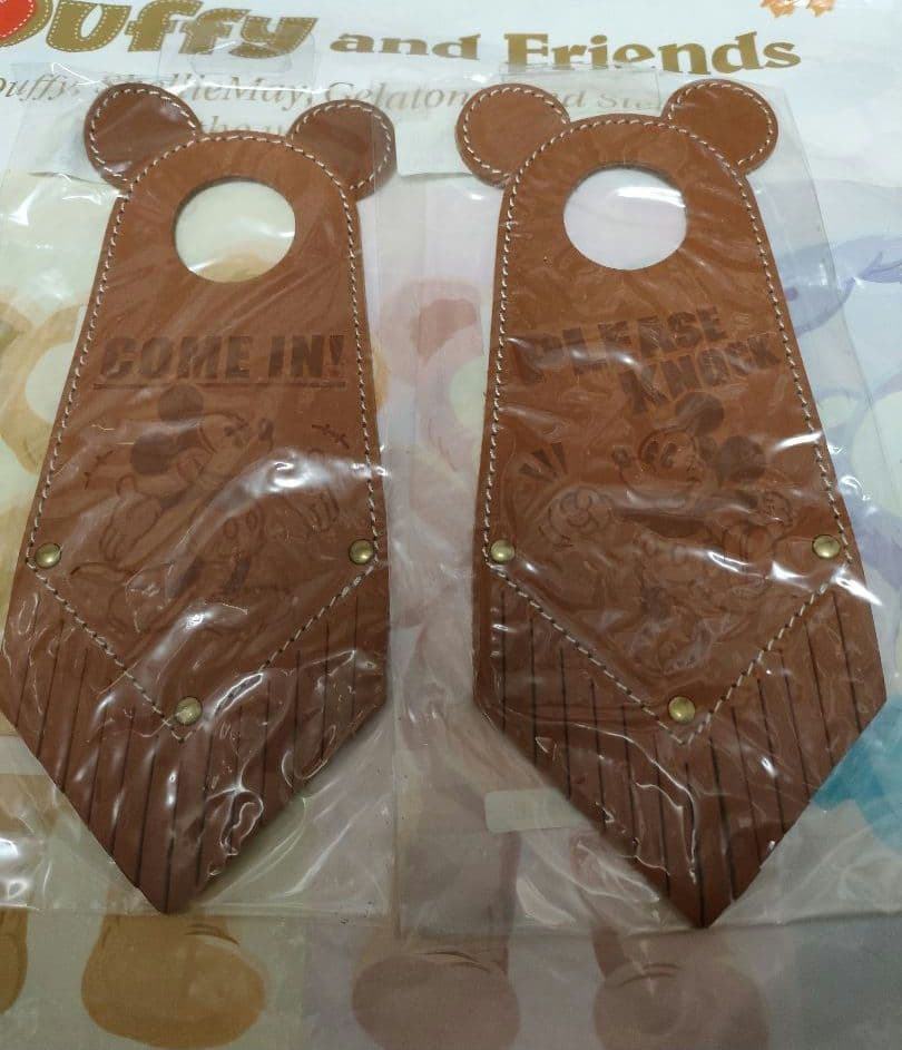 新品 ディズニー ミッキー ドアプレート 2枚セット 牛革 ウエスタンランド