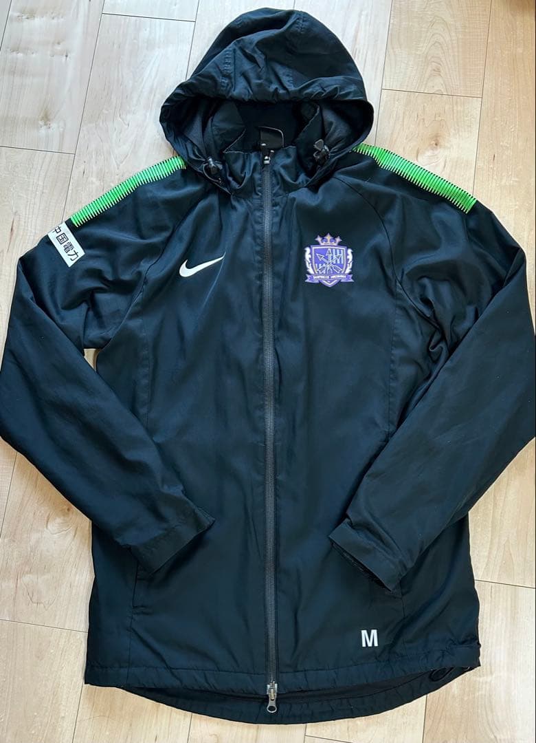 最終値引き⭐︎非売品　サンフレッチェ広島 支給品ウィンドブレーカー M