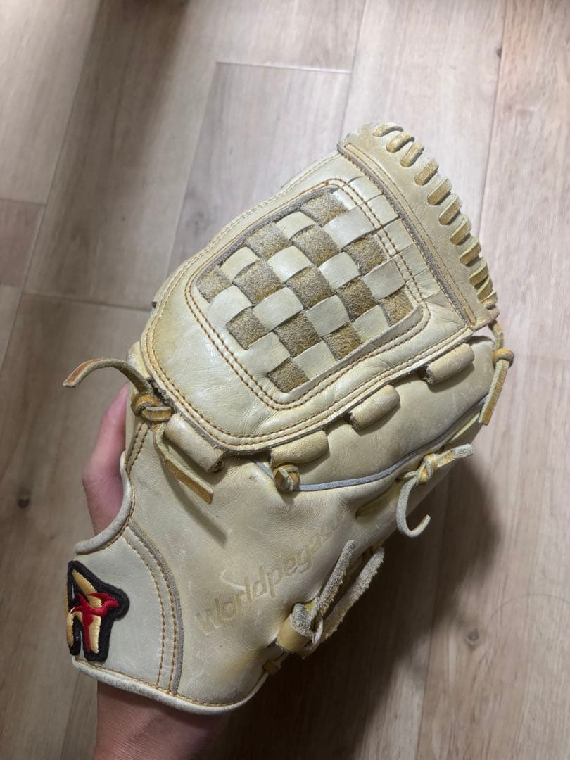 ワールドペガサス　軟式　内野　投手用グローブ