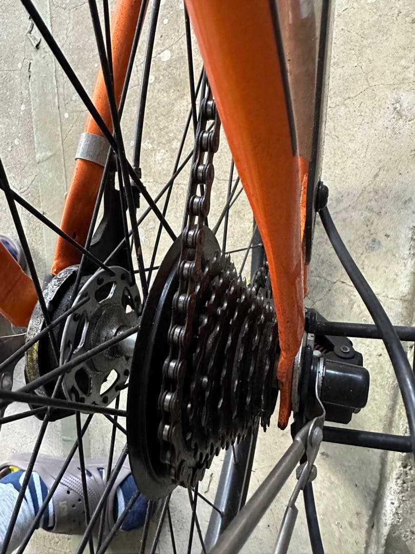 オレンジ シティサイクル バスケット付き