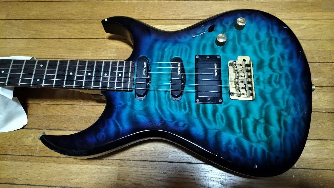 フェルナンデス　FGZ 　サンバースト　青系　日本製？　ssh