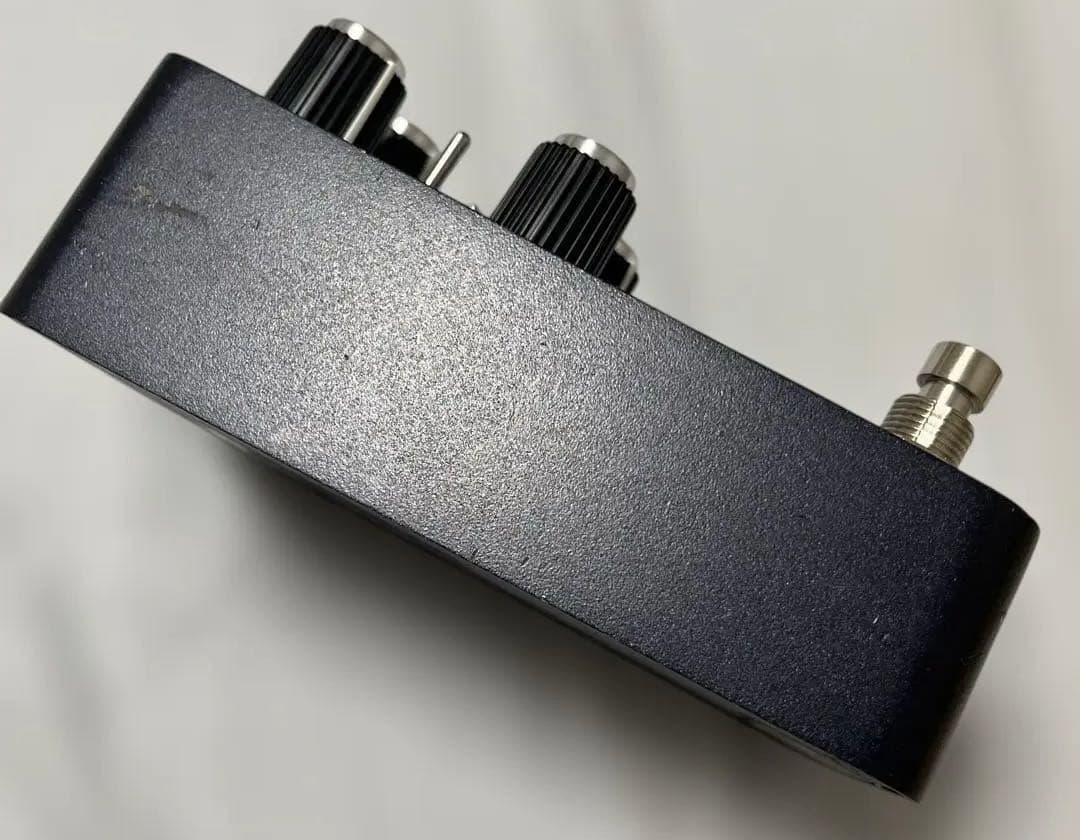 ギター UAFX Starlight echo station