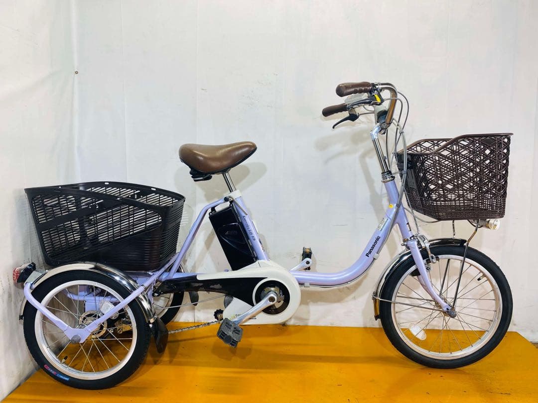 送料無料条件付き　パナソニック　電動アシスト自転車三輪車(18/16型)