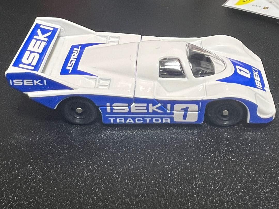 日本製トミカ　ポルシェ956 ISEKI