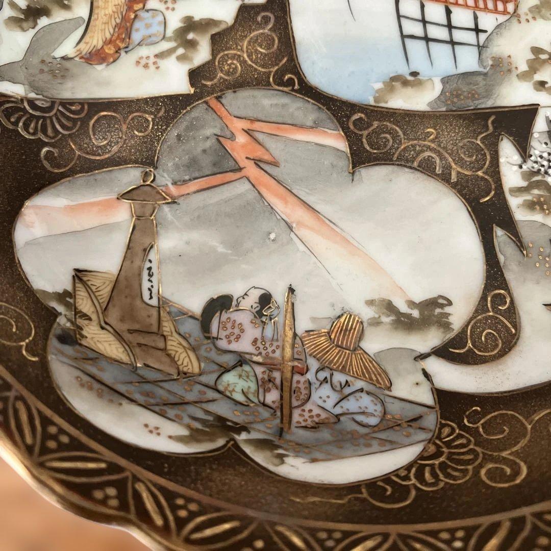 九谷焼　金彩赤絵人物文皿　8枚