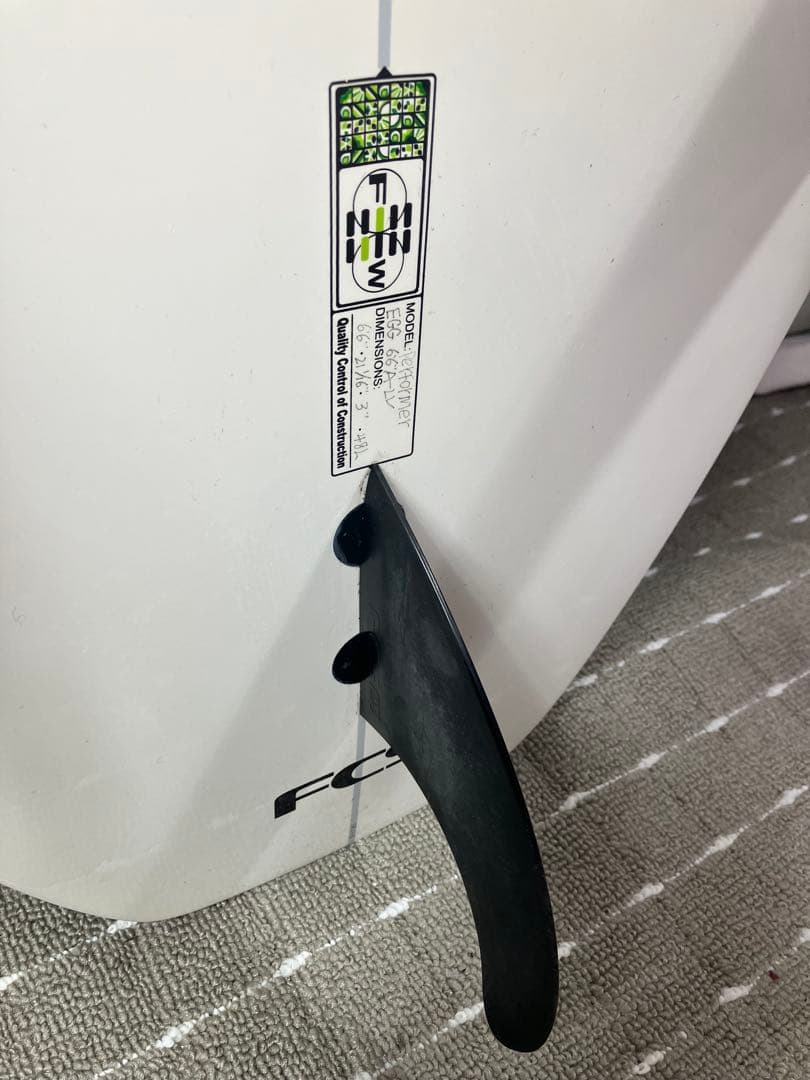 Three Weather × Airwalk サーフボード　トライフィン