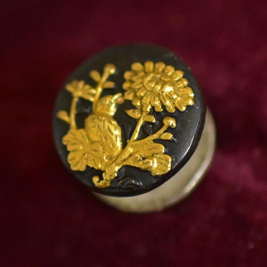 明治期 金工 花鳥図のボタン 里帰り品 本物保証 骨董 骨董品