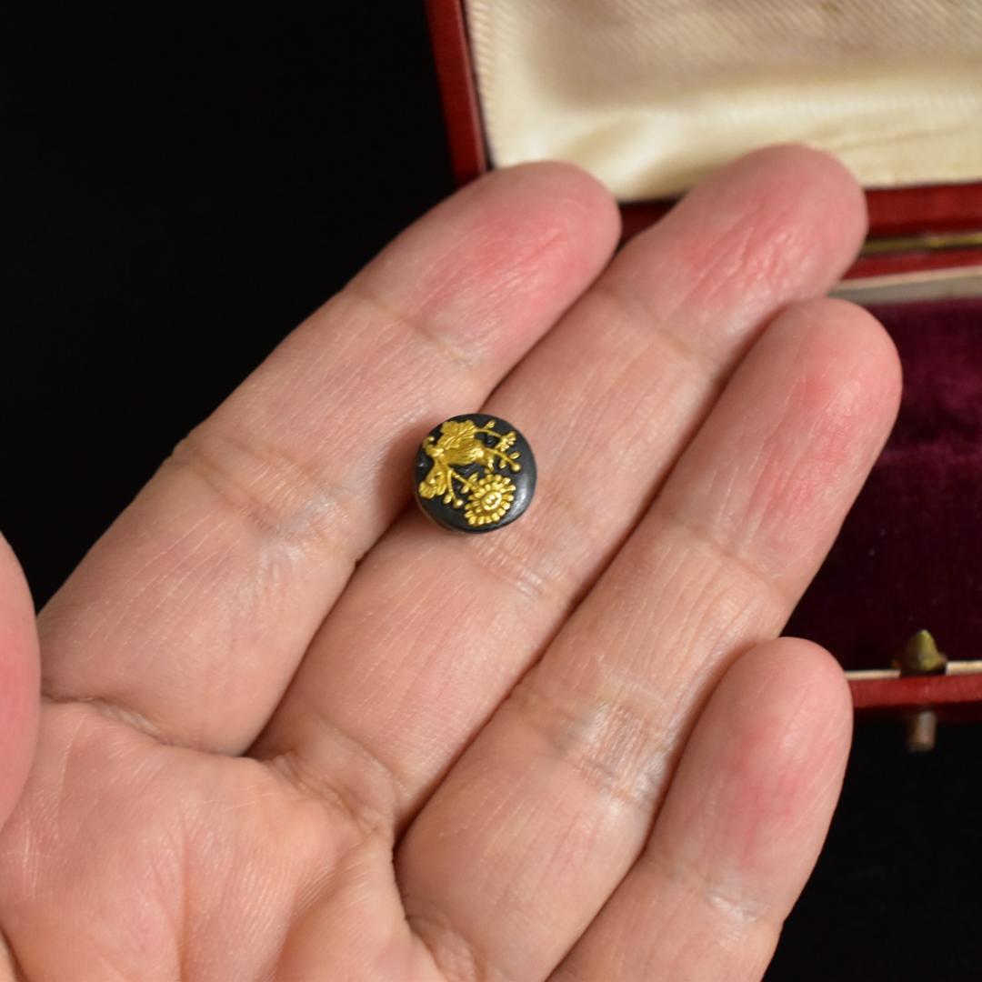 明治期 金工 花鳥図のボタン 里帰り品 本物保証 骨董 骨董品