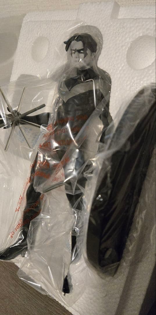 NIGHTWING BLACK&WHITE フィギュア バットマン BATMAN