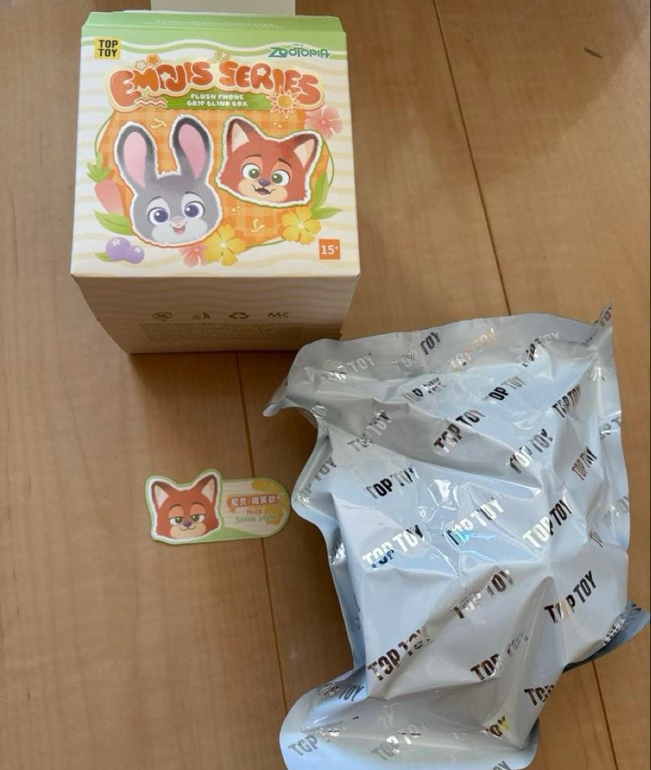 み*ー様 TOPTOY ズートピア　スマホショルダー　ニック　ジュディ　クロウハ