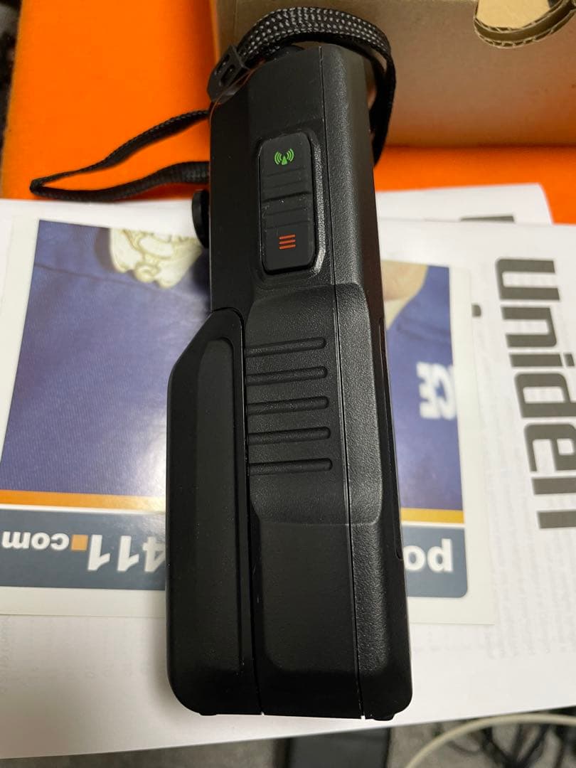 Uniden SDS100 True I/Q スキャナー