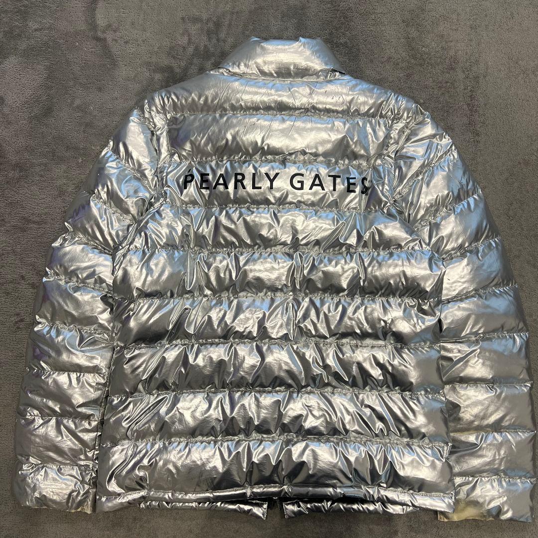 PEARLY GATES パーリーゲイツ　シルバー　銀色　ダウンジャケット　ロゴ