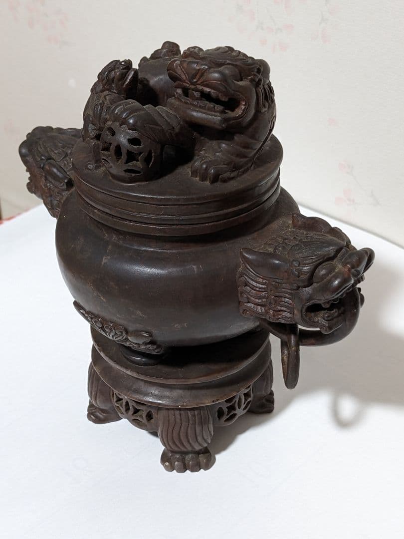 ♦中国 透かし彫り 麒麟 獅子飾り自在遊環双耳四足香炉 手彫り玉石彫刻 骨董品