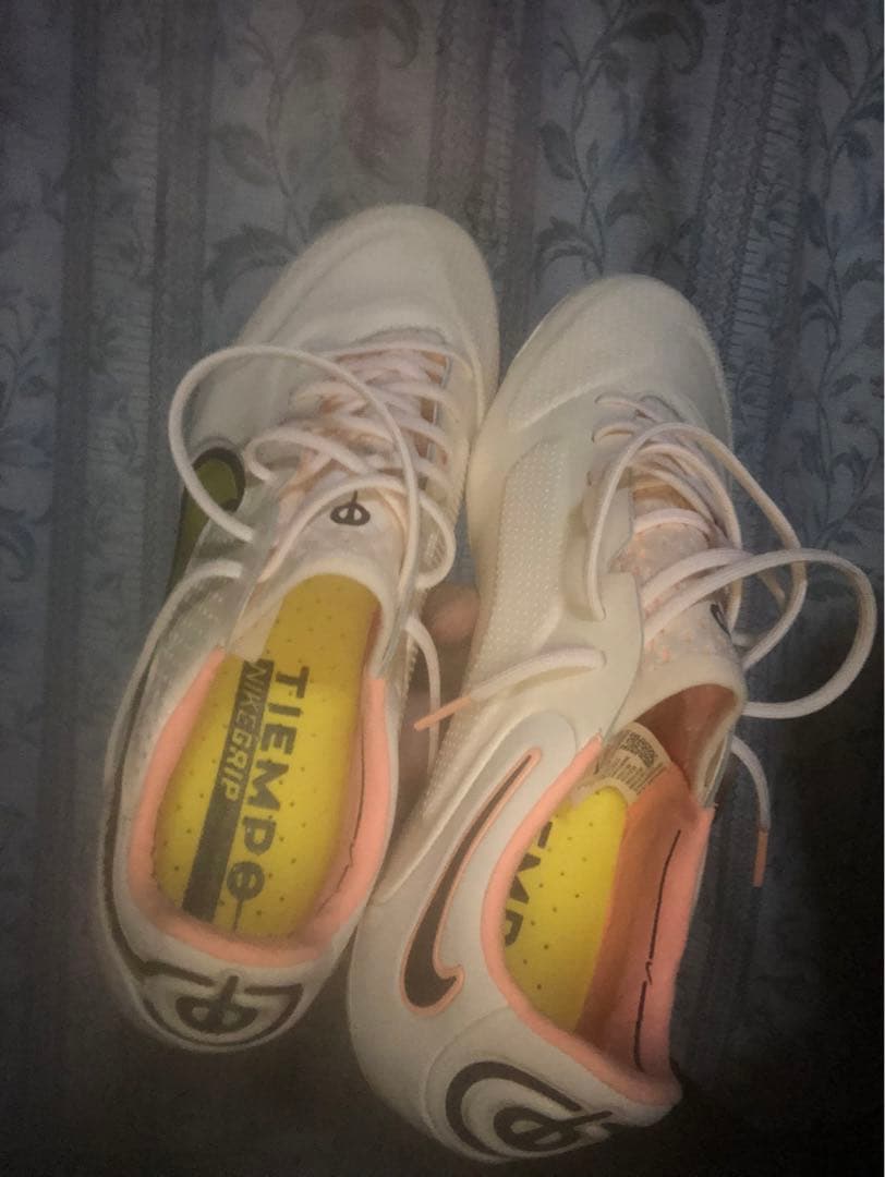 NIKE ティエンポ9新品