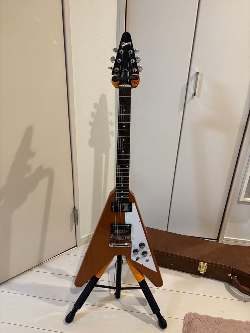 ギブソン　フライングV Gibson Flying V アンティークナチュラル