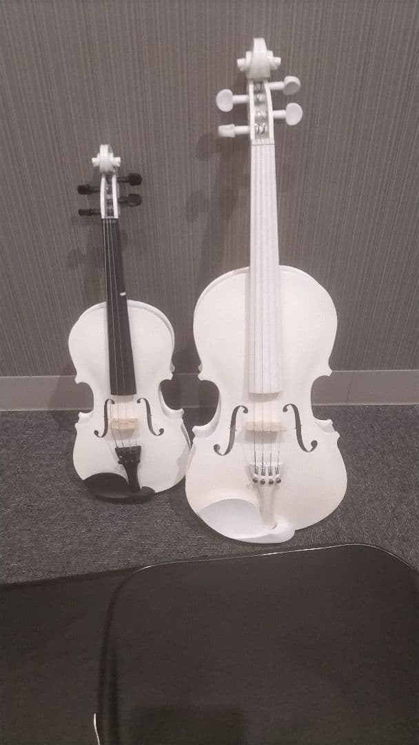 お値下げしました！白バイオリン　ケース付き★親子セット2台で13000円