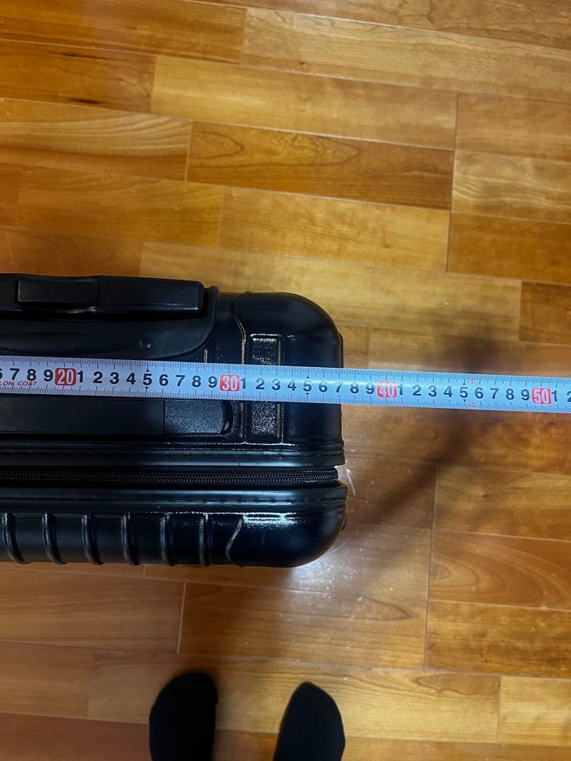 RIMOWA ブラック キャリーケース 機内持ち込み可　2輪