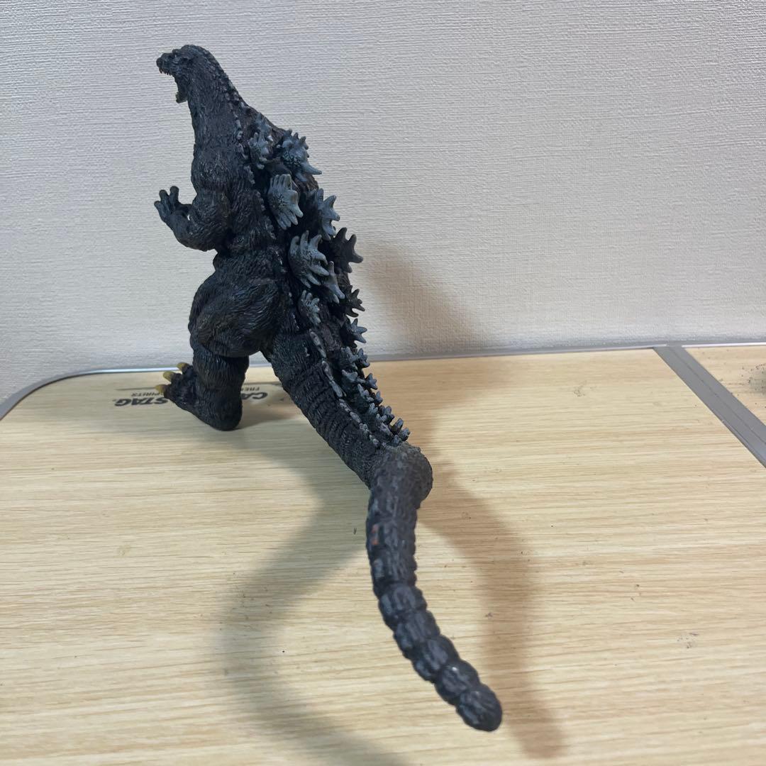 ゴジラ　ジオラマ　フィギュア
