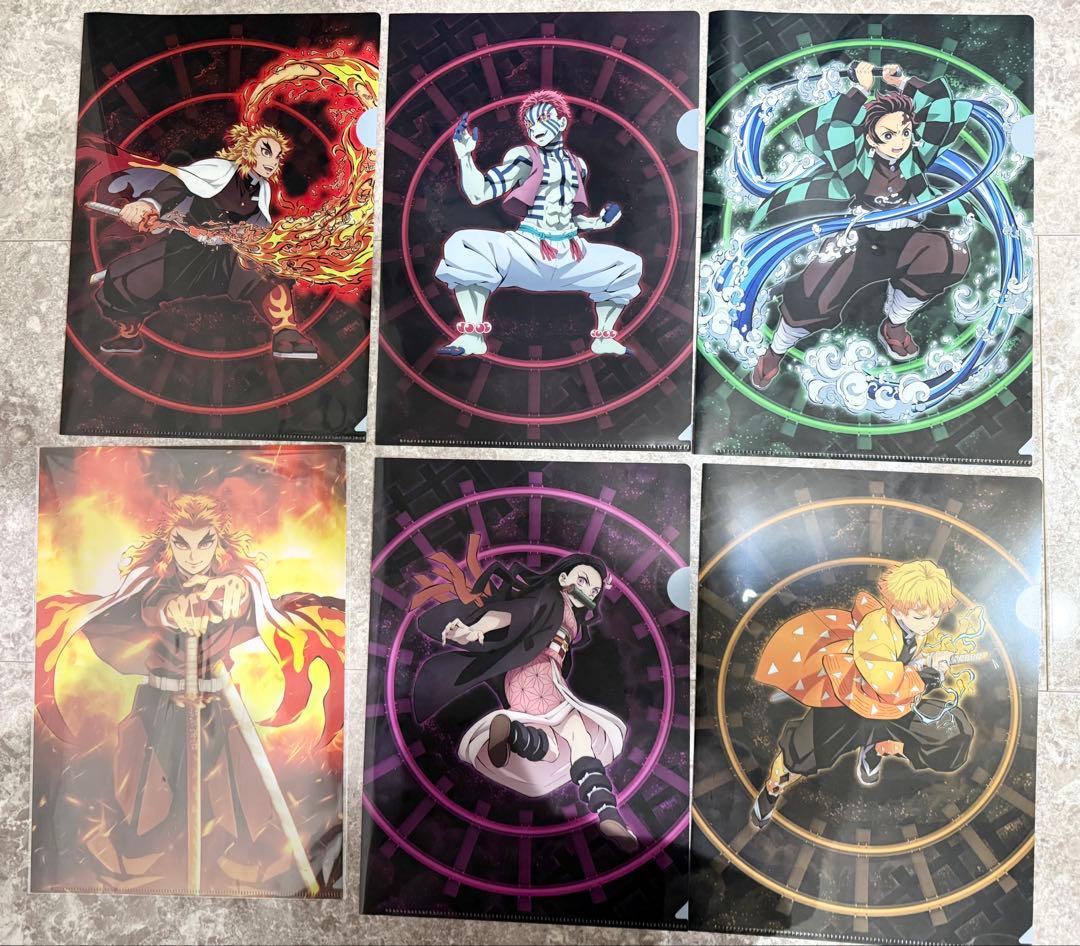 鬼滅の刃　まとめ　おひるねこ　色紙　ラバスト　シール　缶バッジ　アクスタ　引退