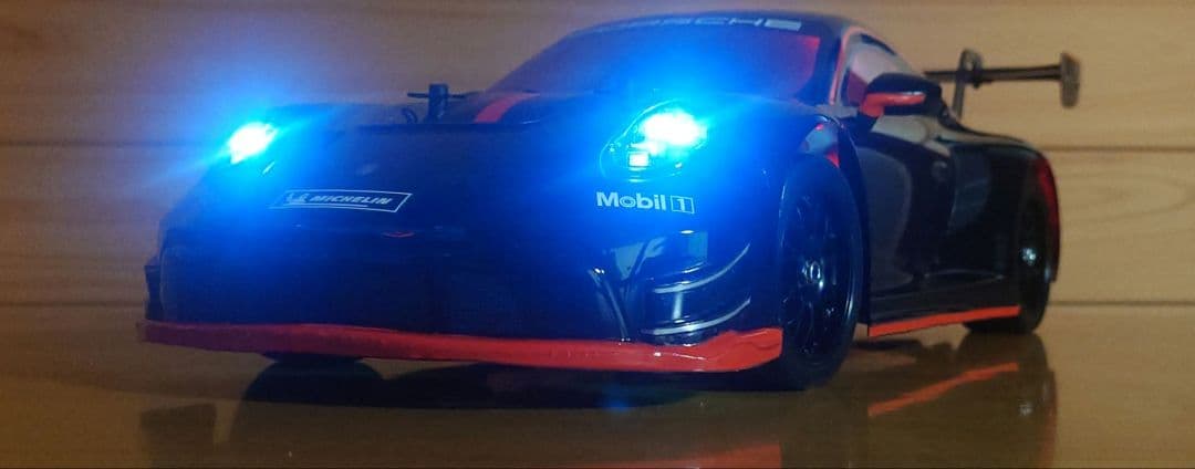 田宮RCポルシェ911GT3 R (992)LEDライト付＆プロポ充電器完成品