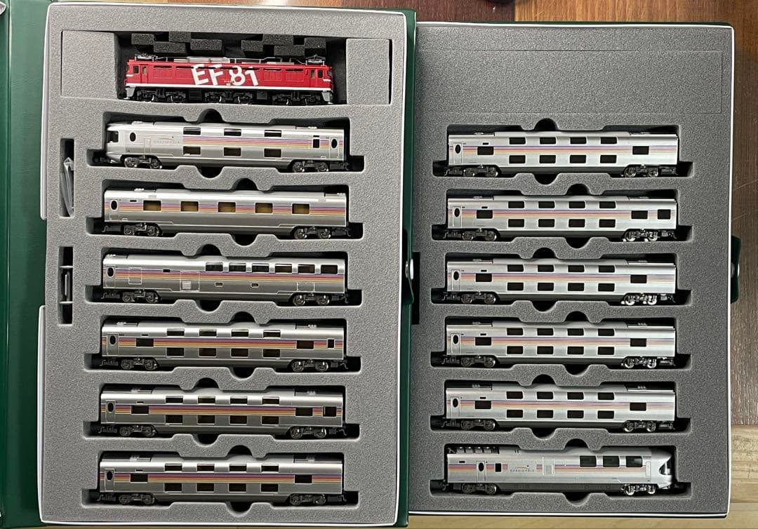 KATO EF81+カシオペア　フル編成