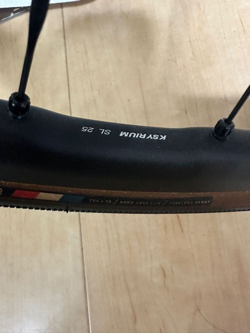 マビック　ホイール　MAVIC KSYRIUM SL 25 DISC