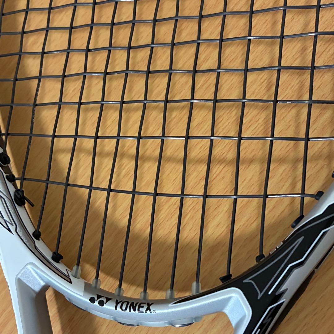YONEX ヨネックスF-LASER 9V 軟式ラケット