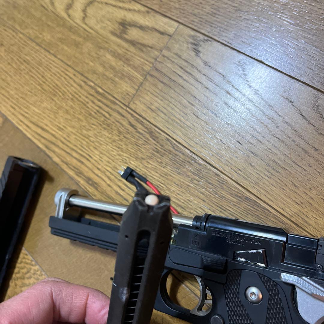 東京マルイ　ハイキャパE トイガン電動ハンドガン