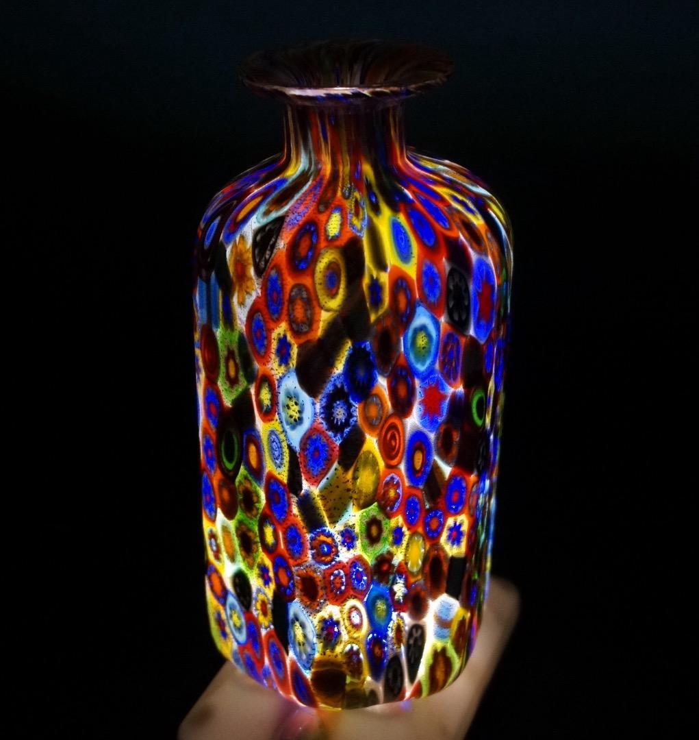 ベネチアンガラス　ミルフィオリの「アンティーク」の6角の花瓶