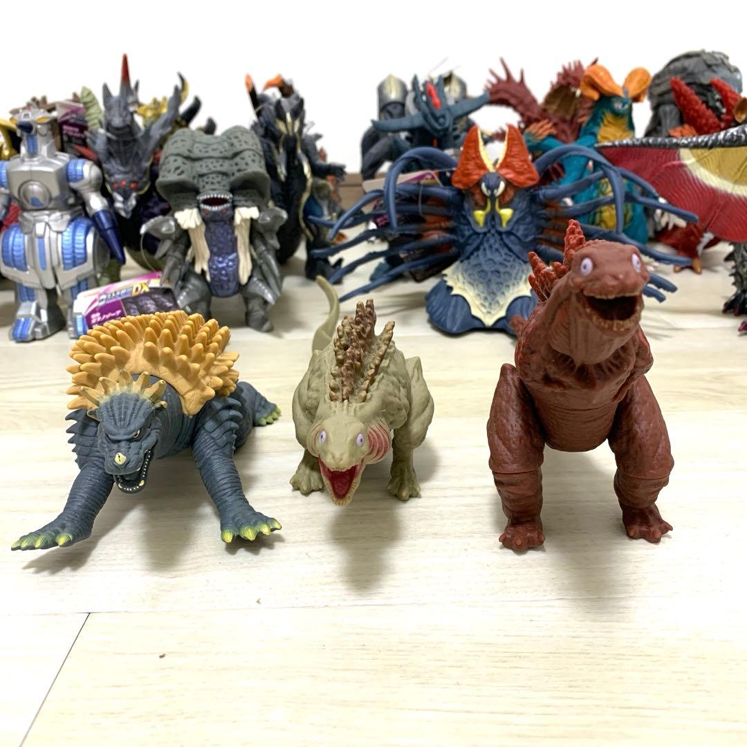 ウルトラマン 怪獣 フィギュア 23体セット