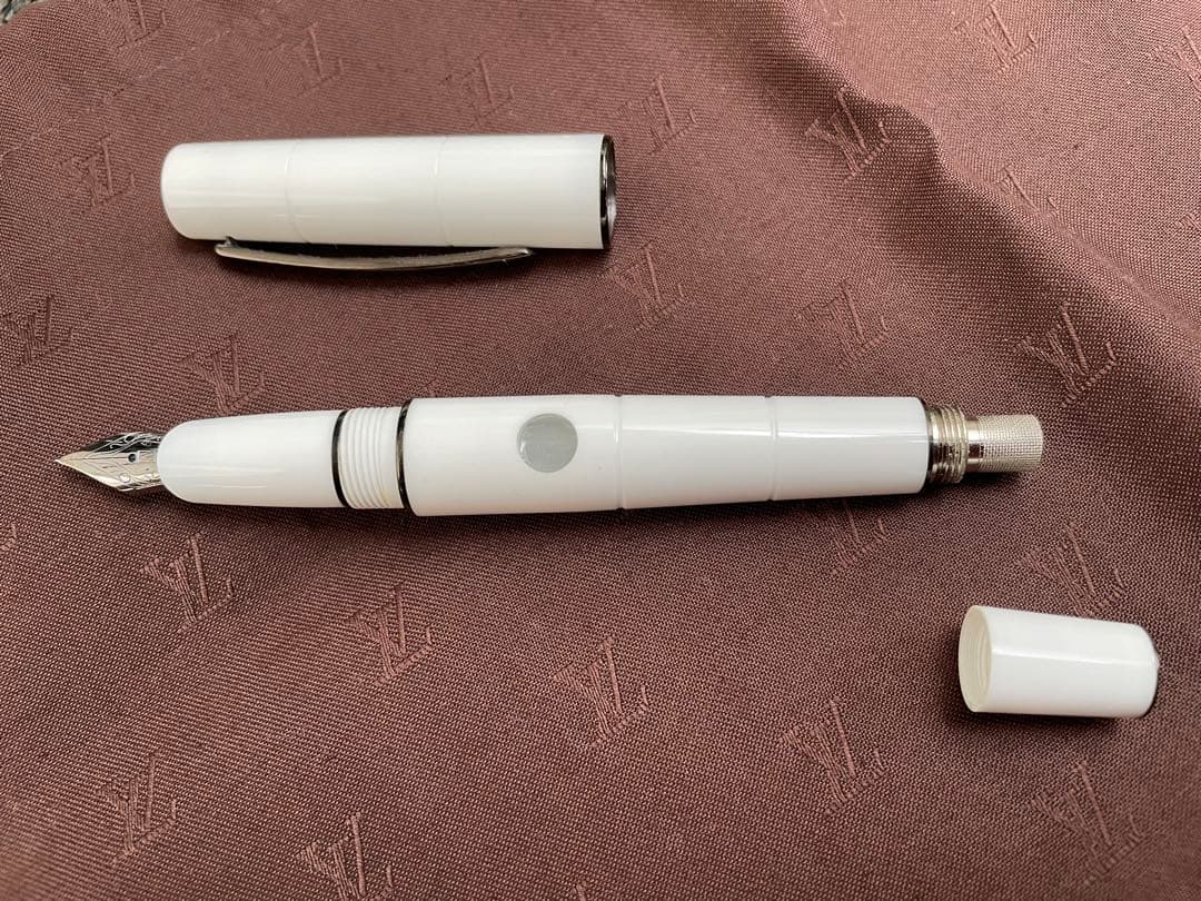 DELTA デルタ　オブロ　万年筆