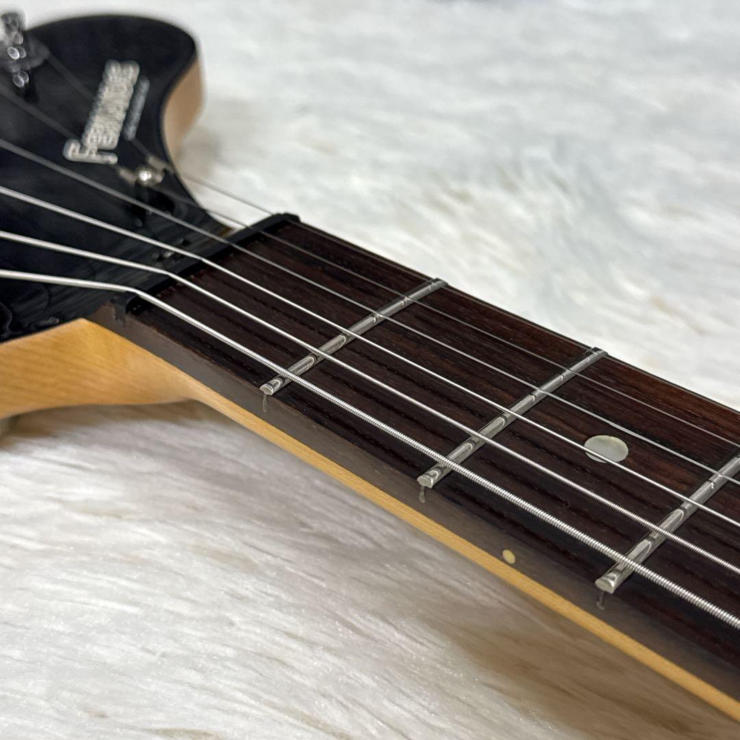 美品！FERNANDES ZO-3 ブラック 純正ソフトケース付 アンプ内蔵