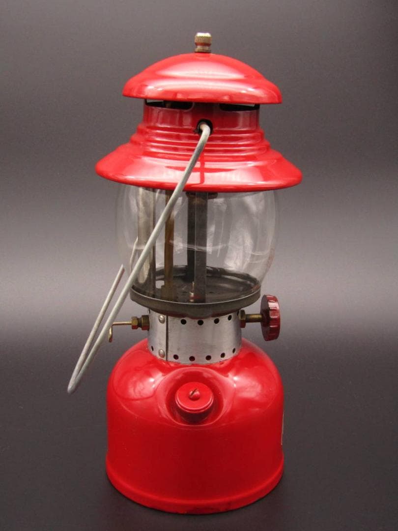 コールマン Coleman ランタン アウトドア ホワイトガソリン 赤 200