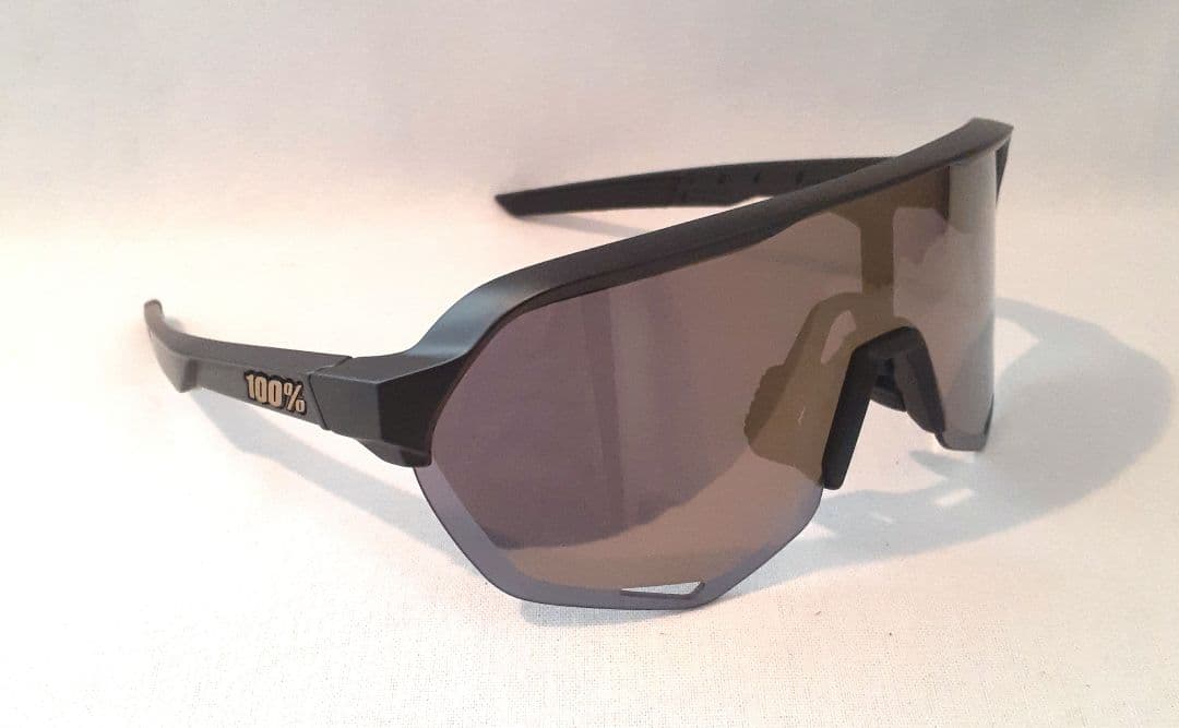 100% S2 マットブラック / ゴールドミラー ワンハンドレッド サングラス