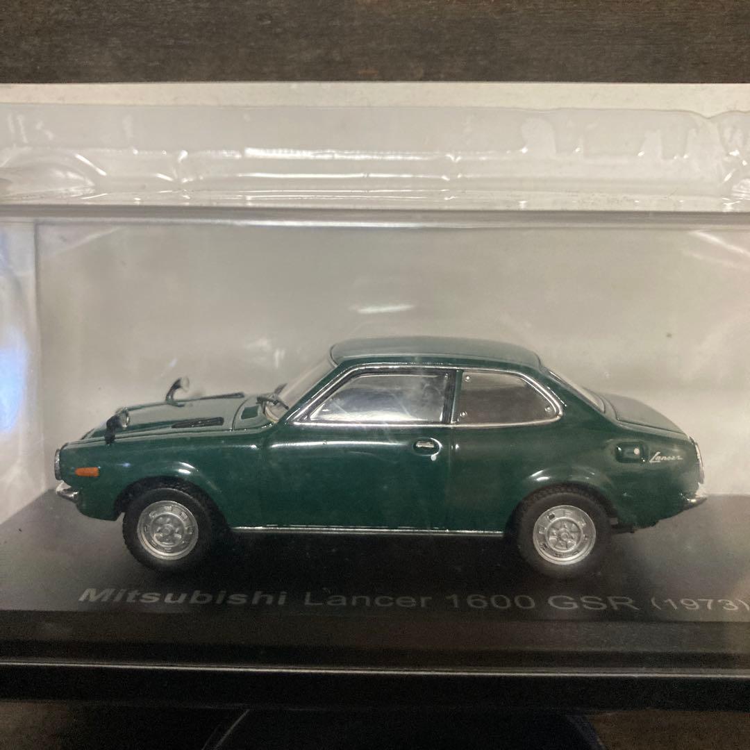 名車トヨタ2000GT・マツダファミリア800 43／1