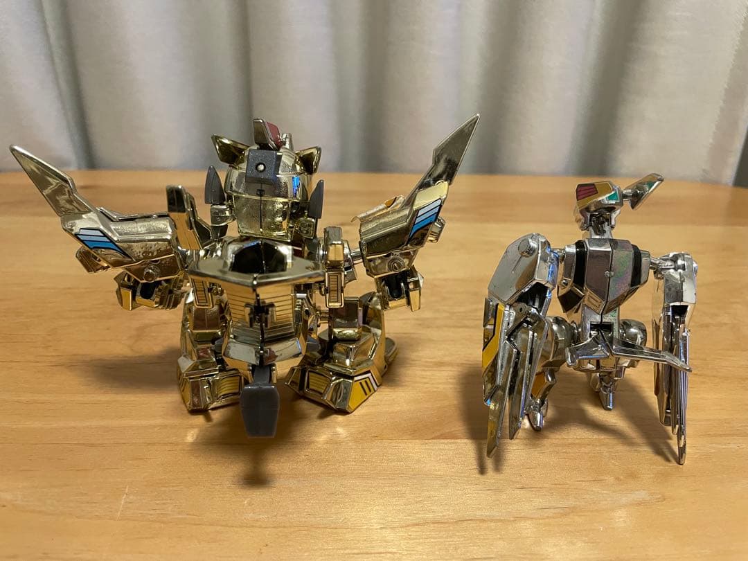 ビーダマン爆外伝　ナイトブラッカー・ウイングレット　ゴールド・シルバー　セット