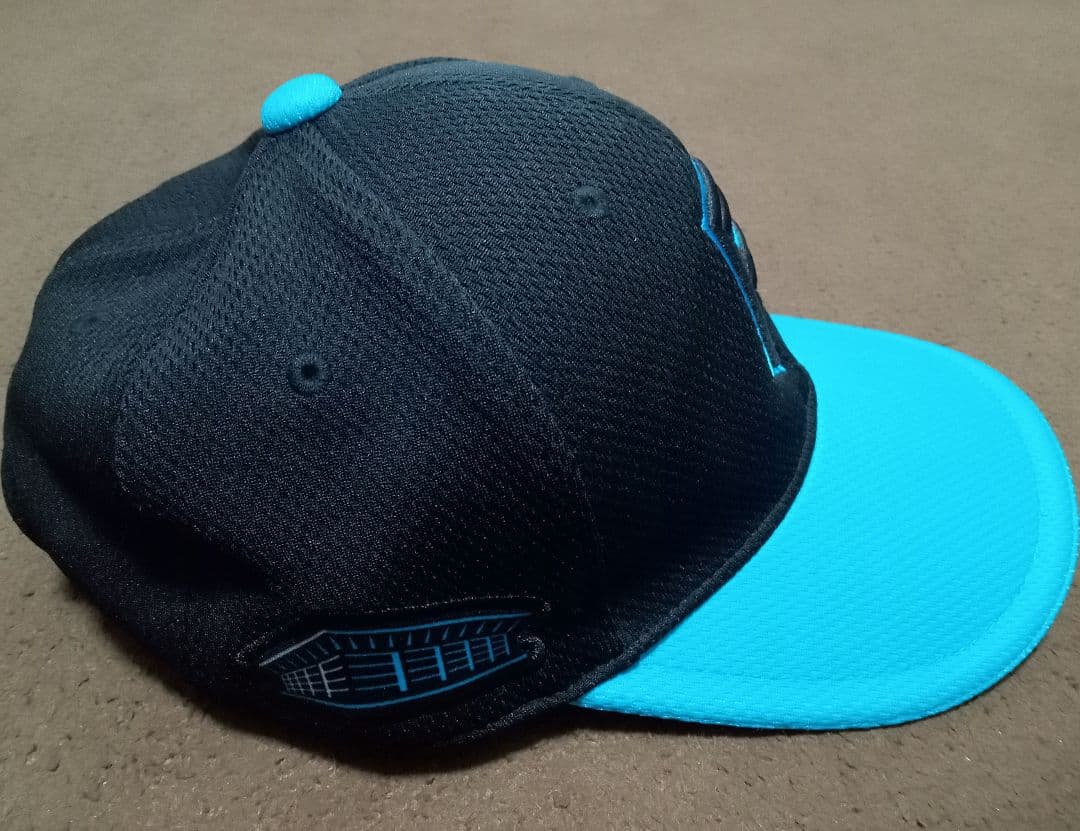 北海道日本ハムファイターズ エスコンフィールド1周年記念 キャップ 帽子