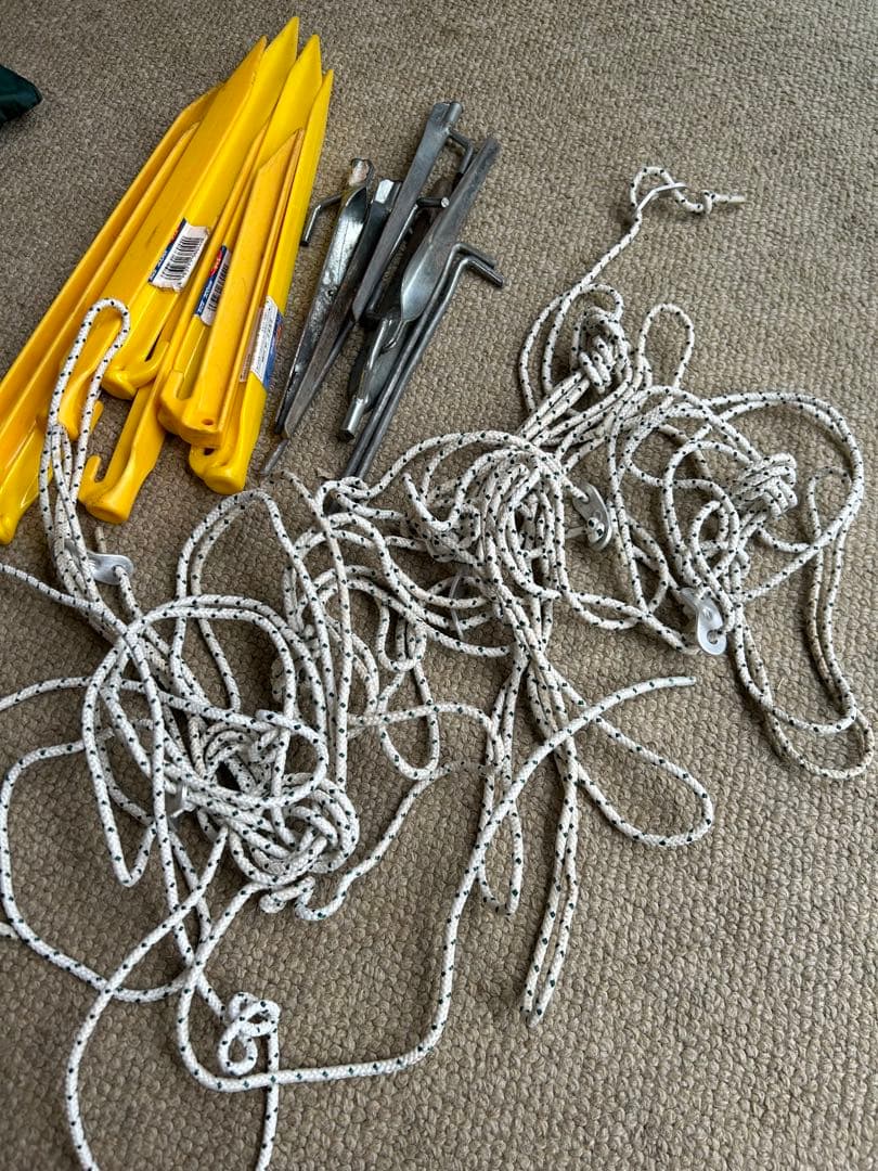 3pole screen tarpコールマン　テント