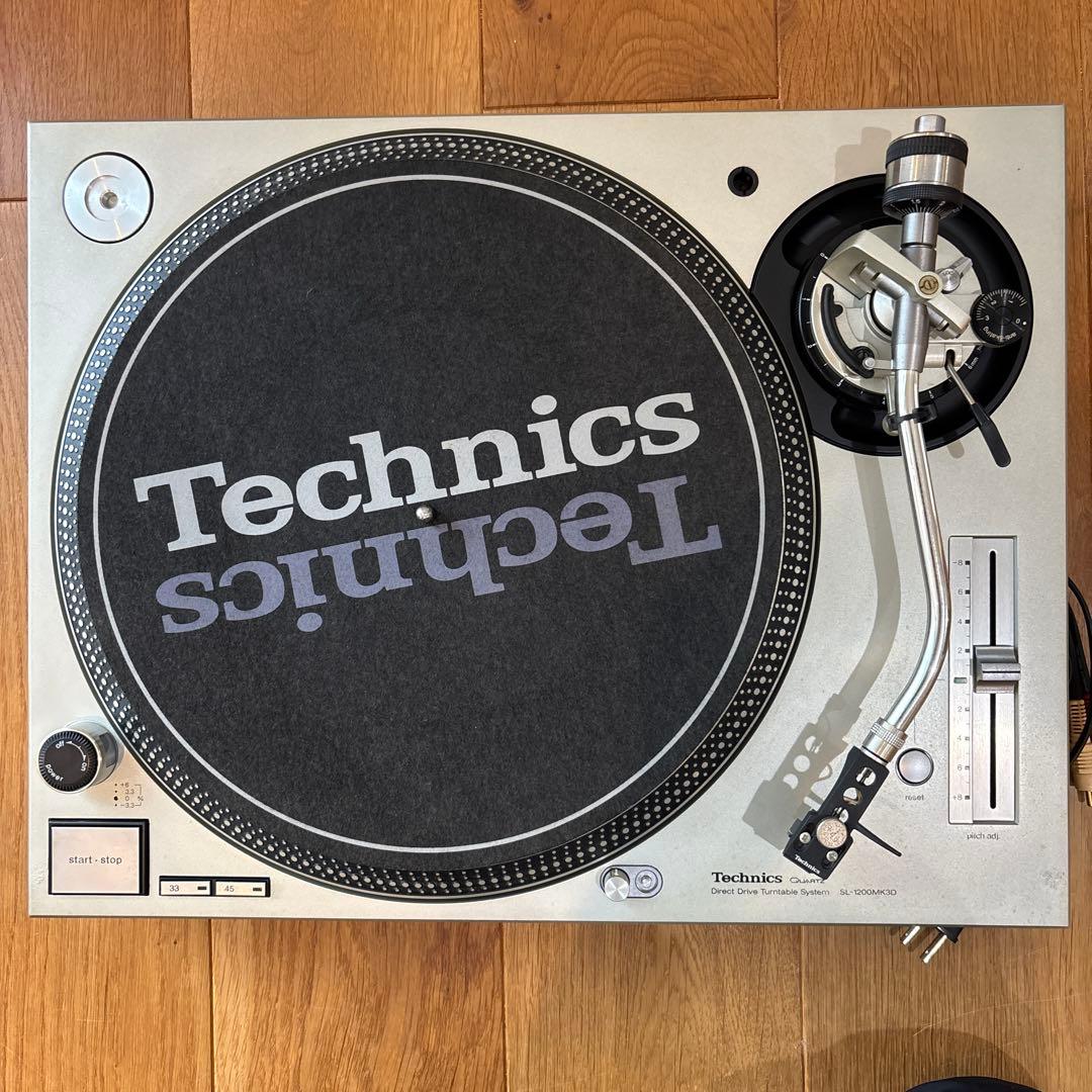 【通電確認済・外箱有】ターンテーブル　Technics　SL-1200MK3DS