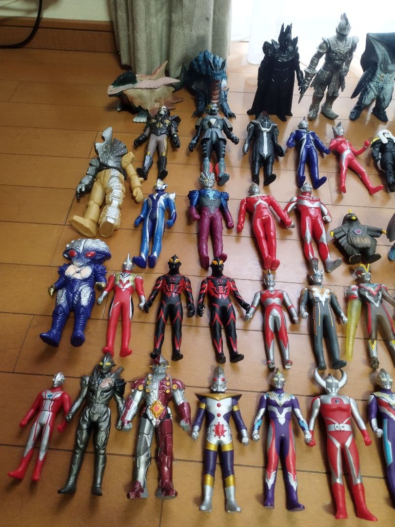 ウルトラマン　怪獣　ソフビ　まとめ売り　68体セット　クリスマスプレゼントに