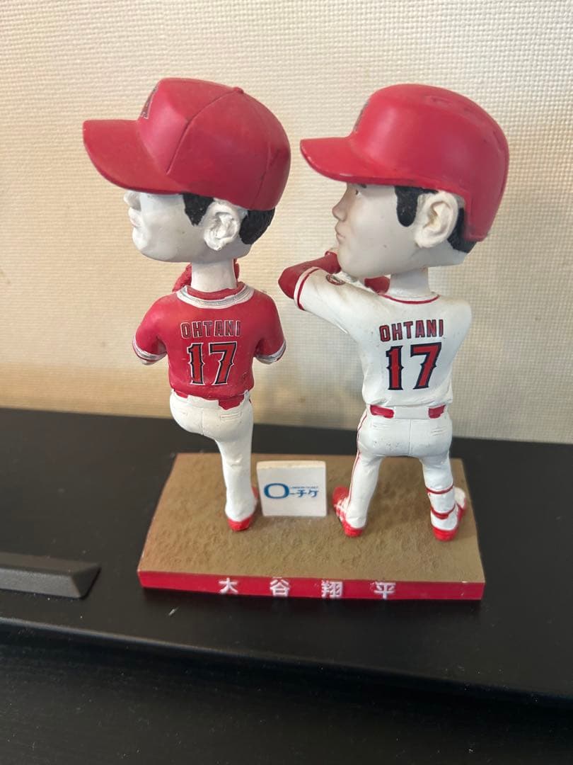 大谷翔平　人形2体