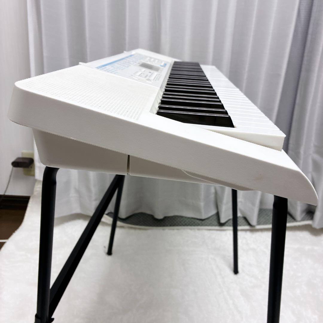 CASIO LK-311 ホワイトキーボード 61鍵 譜面台 台付 動作確認済み