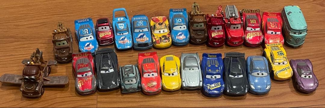 トミカ　カーズ　25個セット