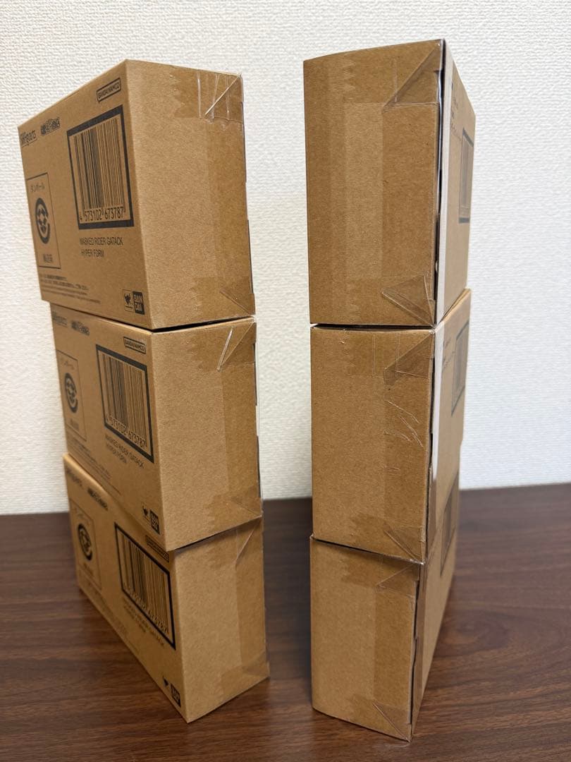 S.H.Figuarts（真骨彫製法） 仮面ライダーガタック ハイパーフォーム