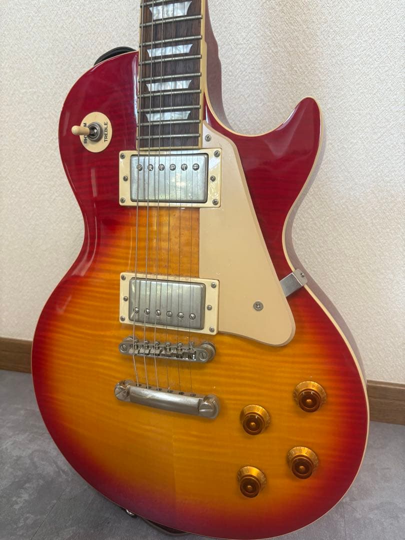 【美品】Epiphone エレキギター ケース付き／ほぼ未使用✨