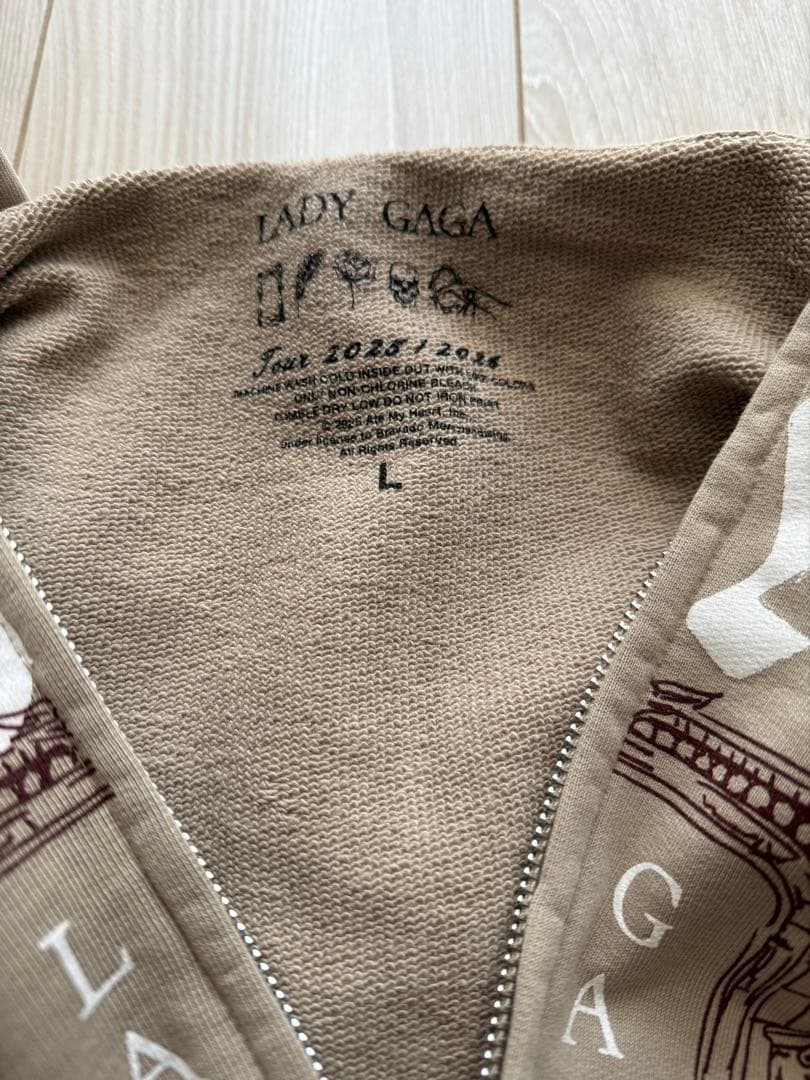 新品　レディーガガ　メイヘム　ジップパーカー　L ツアーグッズ