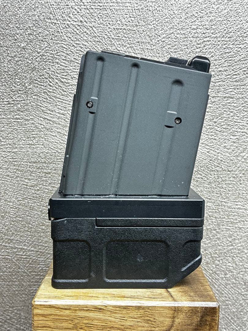 R7-19 東京マルイ GBB M4 マガジンアダプター 外部ソース仕様